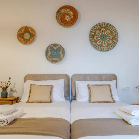Stavlos Luxury * Kefalas