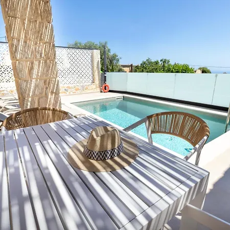 Holiday home Stavlos Luxury Kefalas